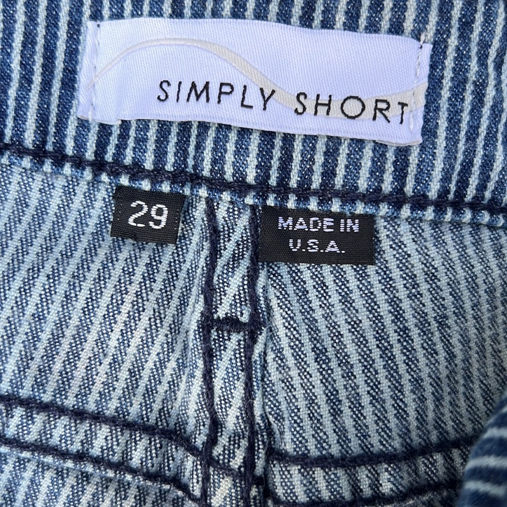 NWT Simply Short Cut Off Denim Shorts with Red Stars - Picture 7 of 13